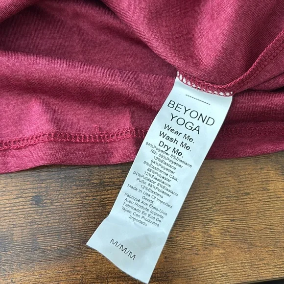 NWT Beyond Yoga Women's Burgundy Long Sleeve Top (M) - Picture 11 of 11